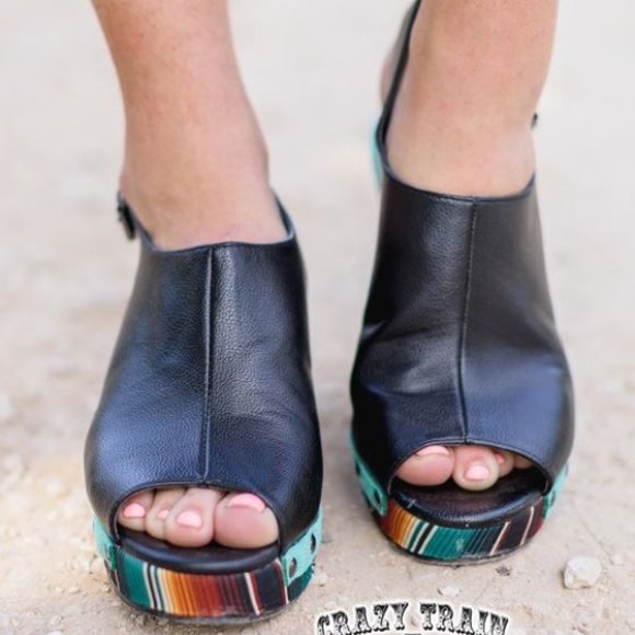 Bonnie Wedges - Picture 3 of 8